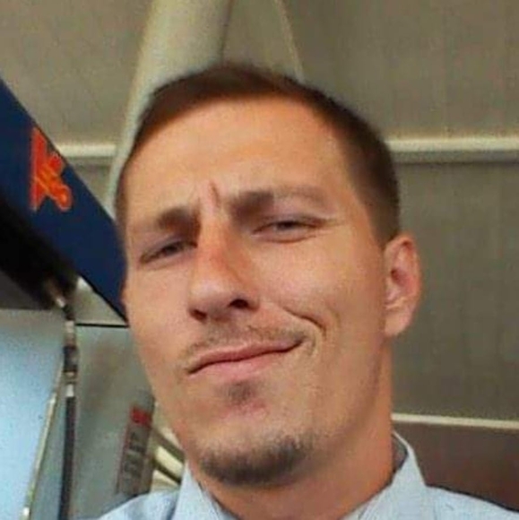 Meet your Posher, Chad - Picture 1 of 1